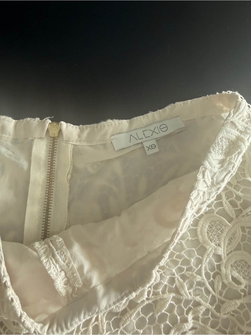 Alexis Ivory Lace Shorts - Picture 3 of 4